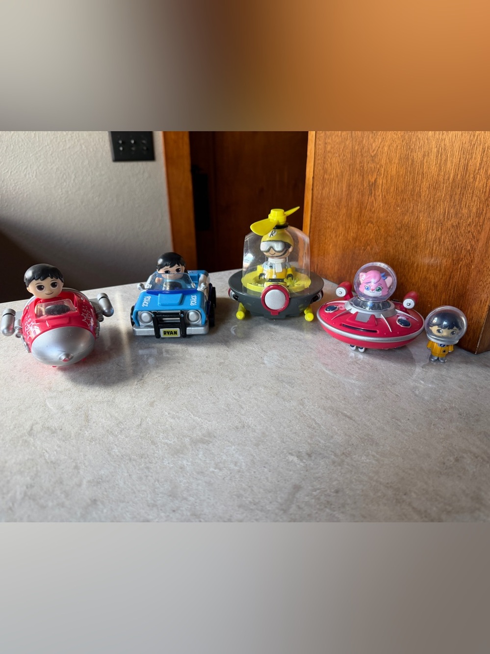 ryan’s world toys.  figurines vehicles.  like new. clean.